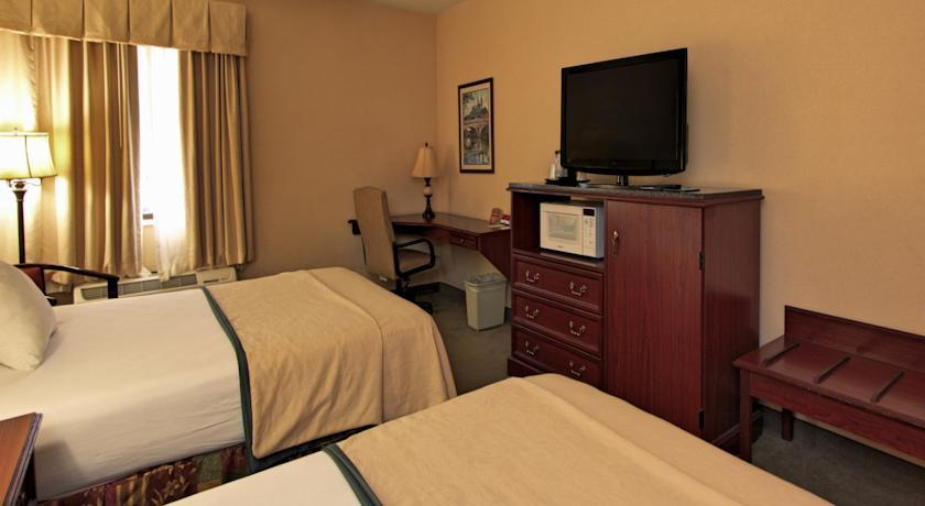 Baymont By Wyndham South Bend Near Notre Dame Hotel Exterior foto