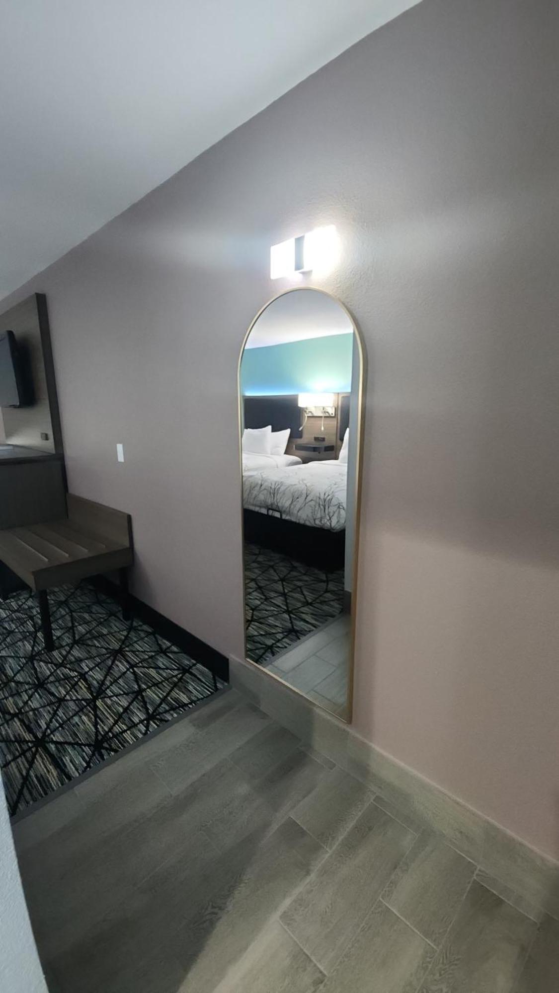 Baymont By Wyndham South Bend Near Notre Dame Hotel Exterior foto